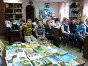 Иркутская областная детская библиотека им. Марка Сергеева книги выставка