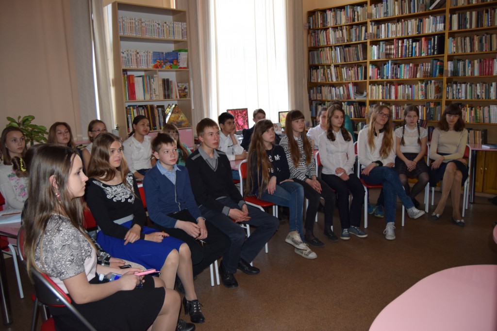 Юрий Баранов школьники Иркутск библиотека фильм о маршале