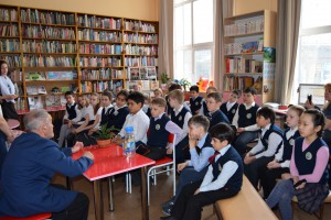 Ветеран ВОВ Михаил Тихонов библиотека читатели дети