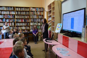 Иркутская областная детская библиотека имени Марка Сергеева книги выставка поделки природный материал детские дети